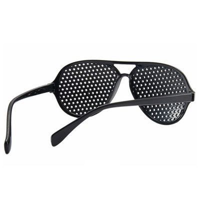 Les verres d'astigmatisme d'Anti-myopie avec des yeux de lunettes de trous exercent la vue pour le soin de vision d'amélioration de femmes des hommes